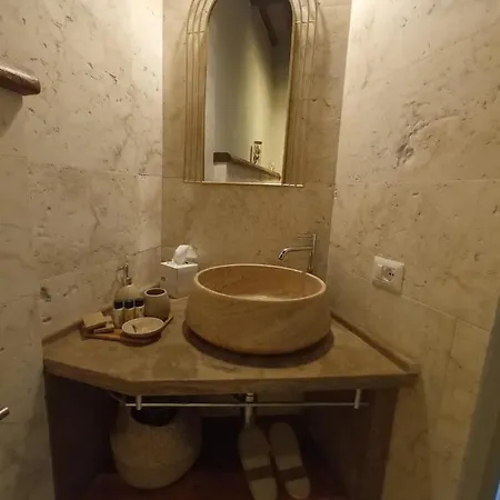 Casa Al Maestro Bed & Breakfast 4*